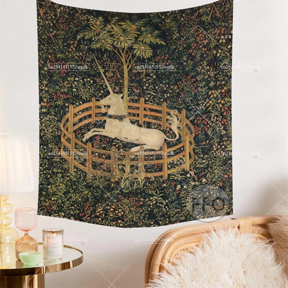 The Unicorn In Captivity Wall  - Mat Pilates Yoga recension och pris