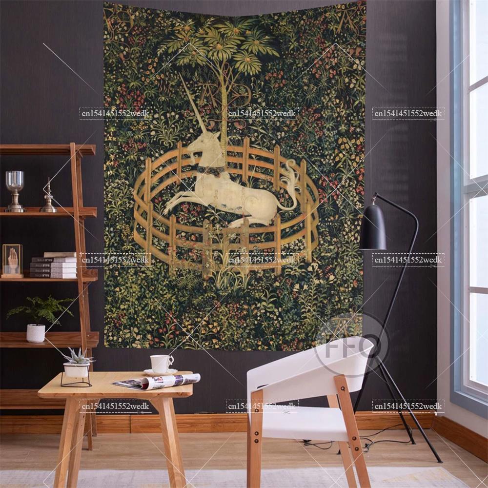The Unicorn In Captivity Wall  - Mat Pilates Yoga recension och pris