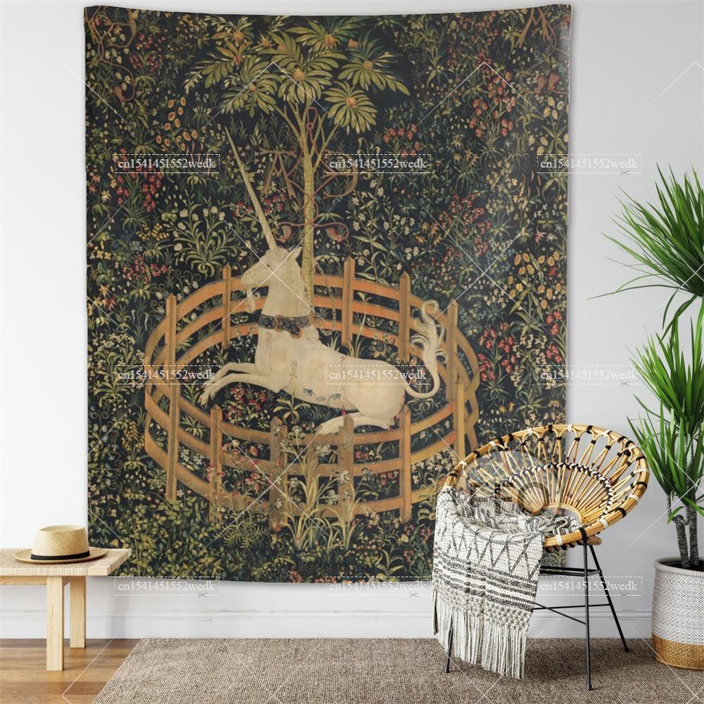 The Unicorn In Captivity Wall  - Mat Pilates Yoga recension och pris